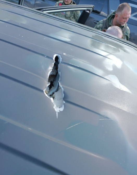 俄媒：俄杜马议员所乘汽车在对乌特别军事行动区遭乌军袭击，2军官受伤