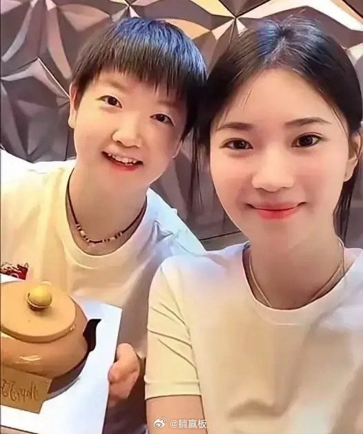 何卓佳祝福孙铭阳
