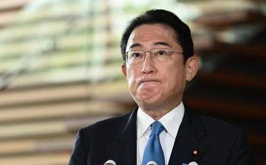 乌总统紧急中断出访返回基辅 应对俄新一轮袭击威胁