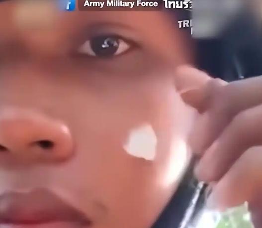 柬泰交战期间，有士兵拍视频给防晒霜“带货” 战地直播引热议