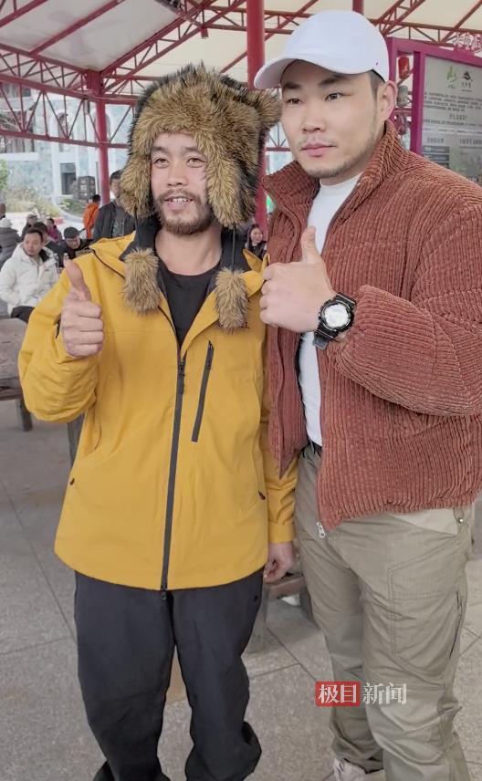 直击荒野求生选手见面会 粉丝热情高涨