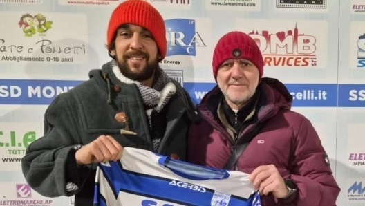 顶级联赛出场超过130次,意甲铁卫返乡后成餐厅服务员 足球译站 从辉煌到平凡的转变