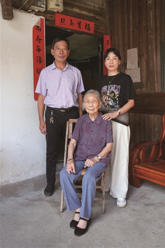 101岁奶奶的长寿秘诀就一句话 随性自在最养人