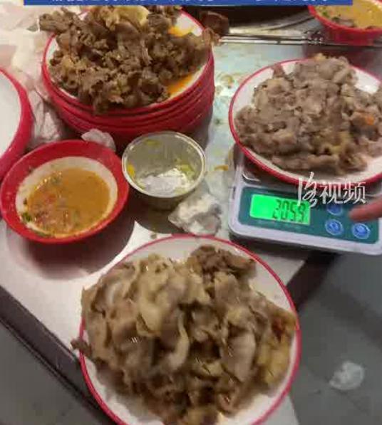 顾客吃自助被扣50元押金给差评
