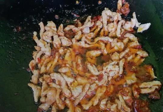 鸡肉这么香，15元一斤全家抢着吃，鱼香肉丝简单又下饭