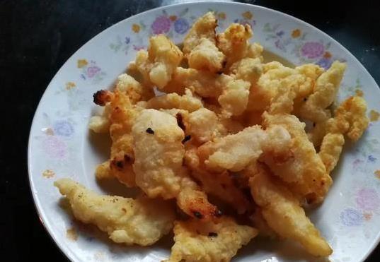 孩子吃鱼怕卡刺？这款无骨鱼外酥里嫩，3步做成开胃神菜
