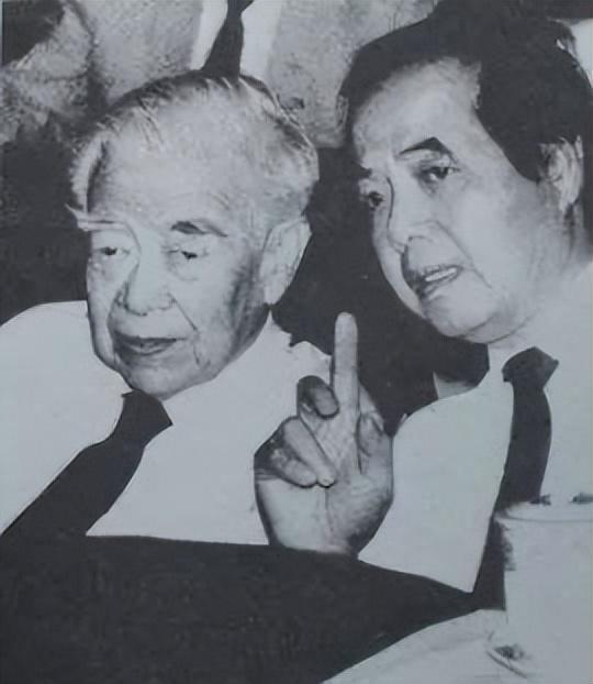 李政道曾是二战后最年轻诺奖得主 科学巨擘，华人之光熄灭