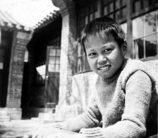 杨振宁的人生是探索未知的不朽传奇 心怀家国的永恒回响