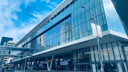 آمادگی رادیو و تلویزیون مرکزی چین برای پوشش گزارش های دیدار رؤسای جمهور چین وآمریکا و نشست اَپک