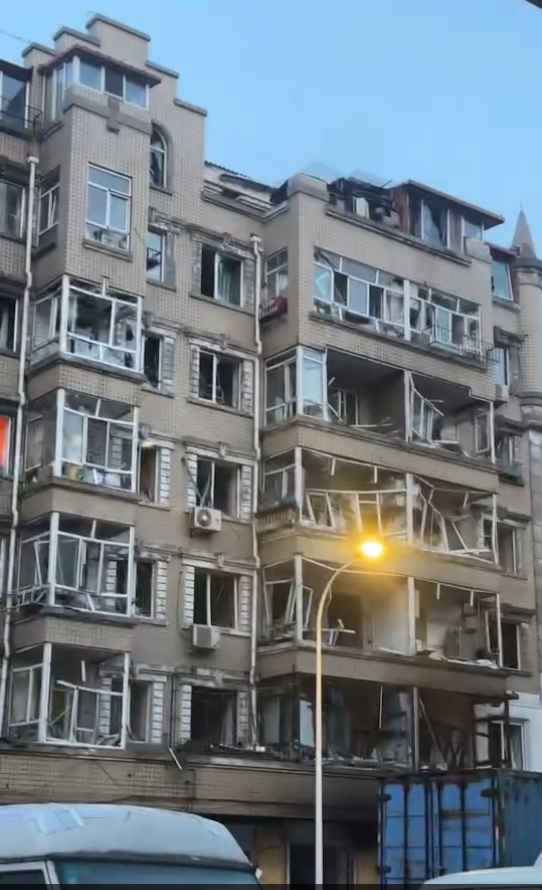 哈尔滨一住户发生燃气燃爆致1死7伤！