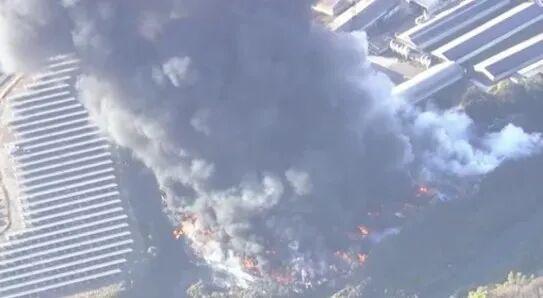 日本大火已失控！10辆消防车奋战仍难扑灭！ 火势持续蔓延