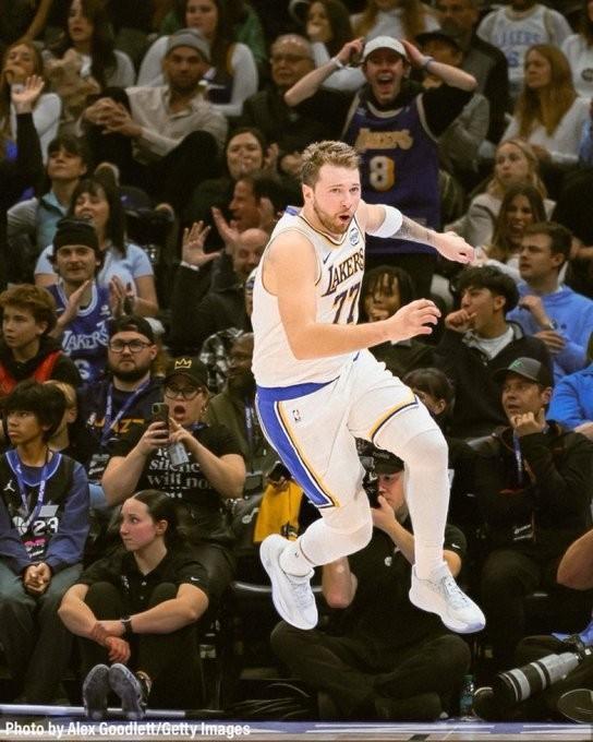 东契奇单节20+次数超越詹姆斯