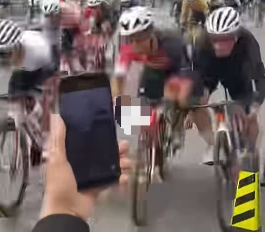 湖北一自行车赛突发意外