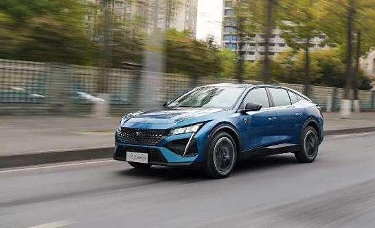 开啥车活啥样,标致408X让你与众不同?