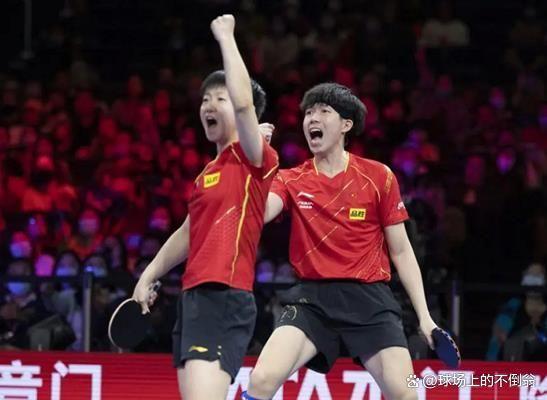 与孙颖莎训练有多开心？王楚钦开心大笑，只报名混双太享受