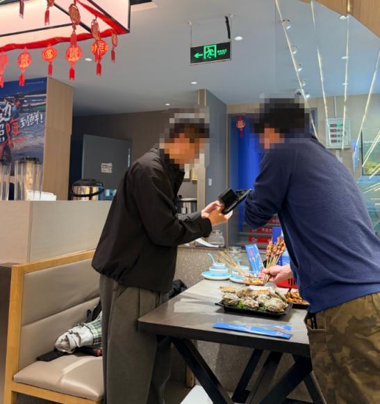 一桌菜进泔水桶 探店歪风该刹了