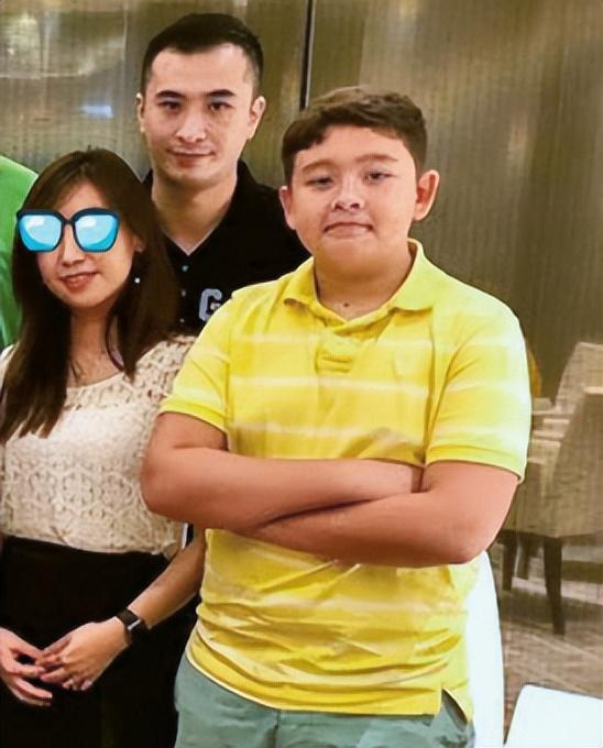 李克勤妻子回应弟弟欠债 家庭艰难决定引发关注