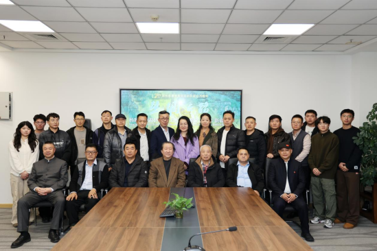 丝绸之路——杨晓阳丝路四十年美术创作暨文献展（新疆站）在新疆美术馆开幕