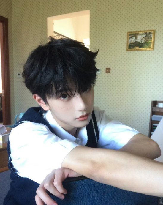 穆祉丞说成年前没节目