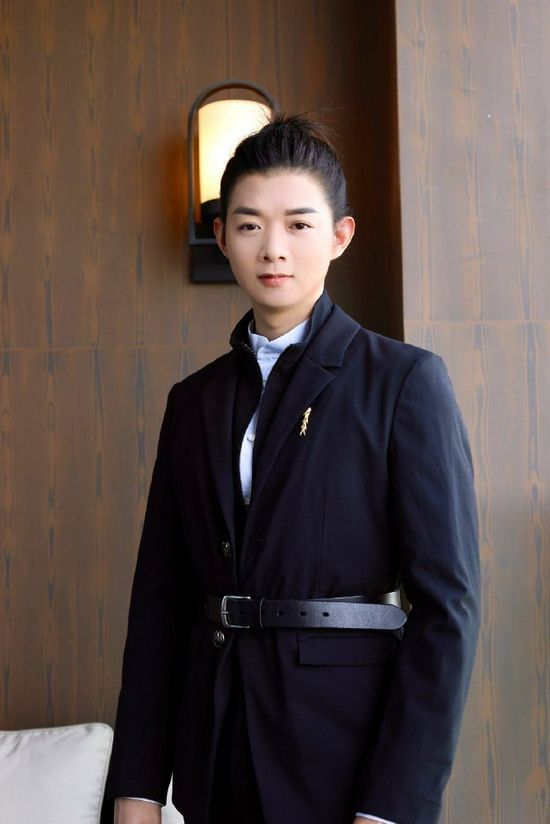 霍尊14日告别演艺圈 其工作室已于去年7月注销