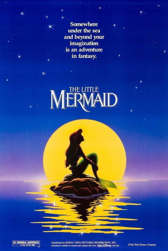 迪士尼电影真人版《小美人鱼》发布新海报 独坐礁石闪闪发光效果满分