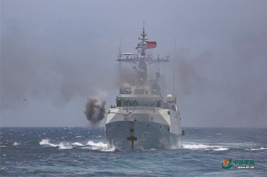 海军某护卫舰支队舰艇编队组织实战化演练
