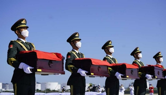 2020年9月27日，中韩在韩国仁川举行第七批在韩中国人民志愿军烈士遗骸交接仪式