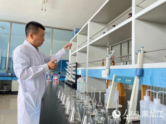 跟着总书记看中国｜仓廪实、科技兴 北大荒农业现代化大步向前