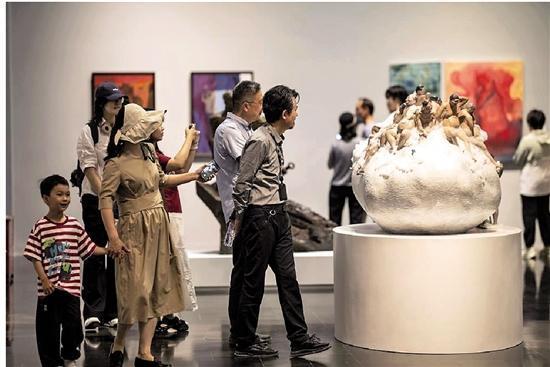 央美毕业展又双叒叕成热门打卡点 逐光而行引发热议