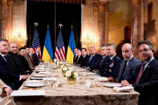 普京官邸遇袭，俄方誓言“最严厉报复”！特朗普：幸亏没给战斧！ 乌否认袭击指控