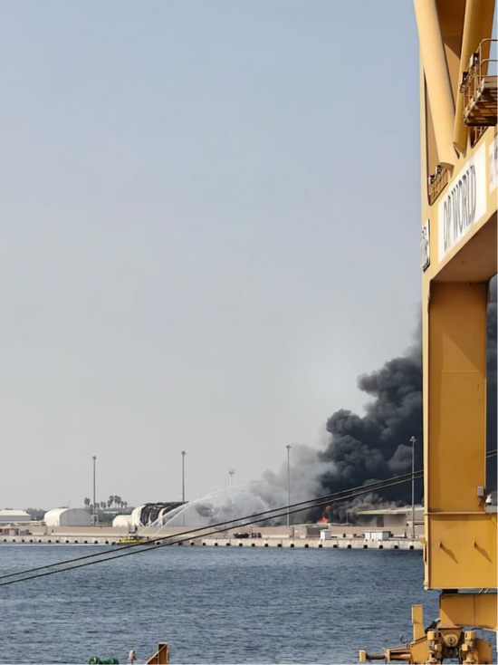 受困船员称钱到位去伊朗装货也不怕 战火中的坚守与等待