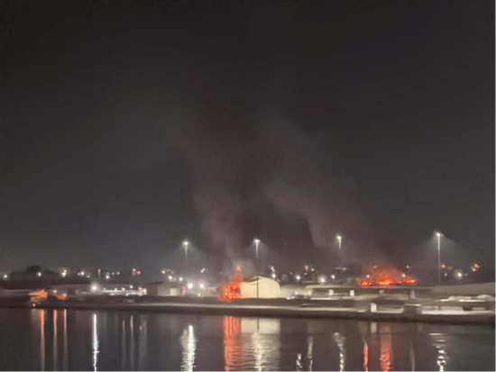 受困船员称钱到位去伊朗装货也不怕 战火中的坚守与等待