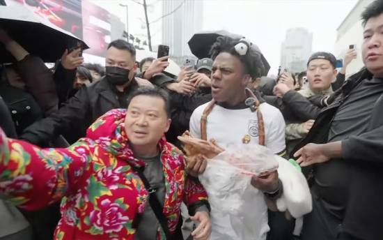 荣昌“卤鹅哥”走出国门 首站蒙古 街头推广家乡味