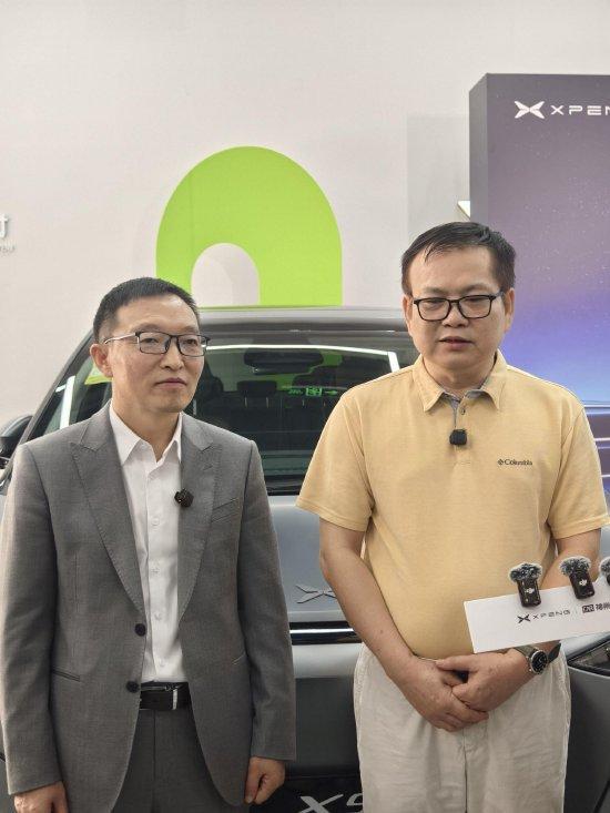 小鹏集团副总裁古苑钦：现在上班出门都是用智驾，自己的司机已经几乎没事干