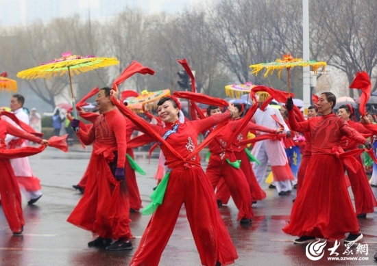 淄博：形式多样“闹元宵”，民俗文化过大年