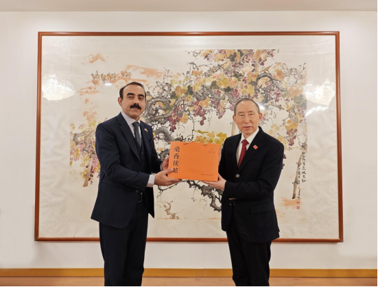 龙宇翔与巴基斯坦驻华使馆国防武官兼陆军武官古拉姆·穆斯塔法准将亲切会见