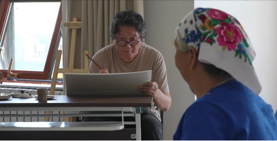 “走遍中国”：以画笔镌刻恩和小镇的私有诗韵