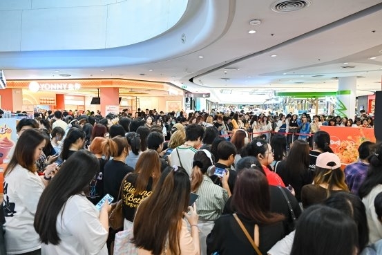泰国人气明星POND助阵鱼你在一起曼谷首店，明星营销撬动东南亚市场