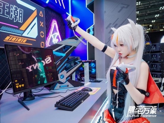 BW2025技嘉AORUS战力全开,次元突破!硬核电竞引爆文化狂潮