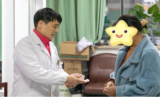 千元救命钱医院丢失，这位信贷客户经理的举动暖了人心