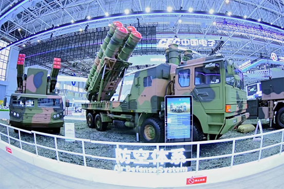 珠海航展上,中国航天科工展区展示的fk-3地空导弹武器系统.