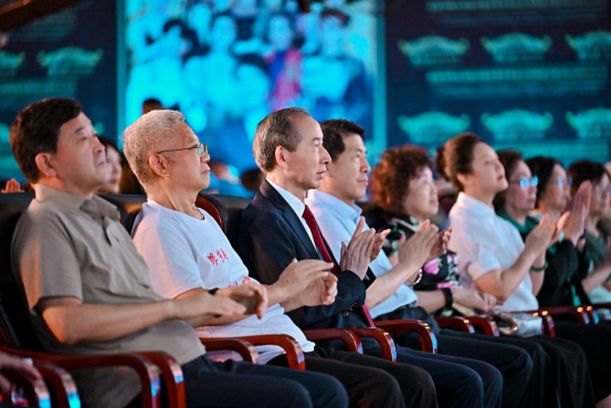 龙宇翔出席“黄河之声·世纪回响”纪念中华人民抗日战争暨世界反法西斯战争胜利80周年音乐会