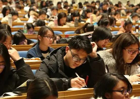 “二本院校”的考研大军,为何总是止步于复试?