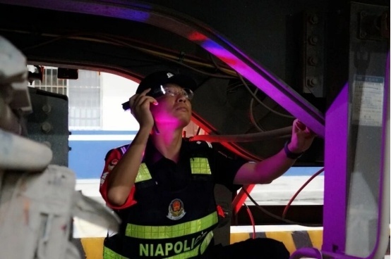 民警累計(jì)繳毒2.6噸 韌帶斷裂仍抓捕 邊境“硬漢”李秉徽