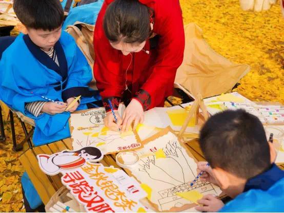 肯德基“丝路小课堂”携手汉阳陵：金秋银杏映汉韵，非遗传承润童心