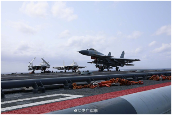歼-15进入台东南空域，验证海空兵力多点齐发不用导弹就能封锁台湾