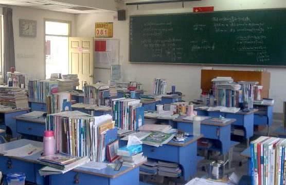 高中三年太短,崩溃都得排队