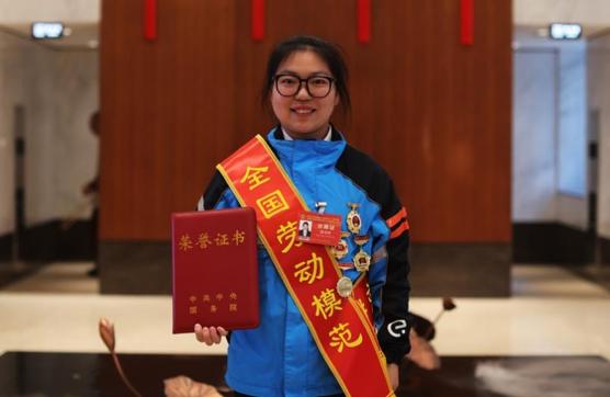 三位蓝骑士“社区侠”获全国劳模 饿了么推出“守护者联盟”致敬劳模精神
