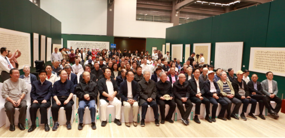 敬畏经典——罗殿龙临创楷书作品展 在中国国度画院好意思术馆开幕