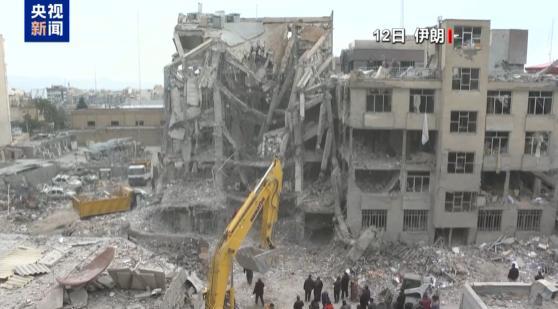 美军对伊石油出口枢纽猛烈空袭 特朗普宣布行动成果